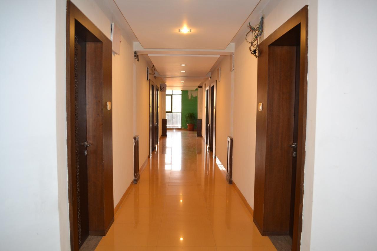 Hotel Ashish International Bhilai Exterior foto